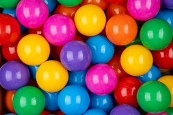 Piłki w worku suchy basen w woreczku 7cm - 50 szt. MIX kolorów