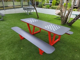 Stół Piknik z nadrukiem gier szachy