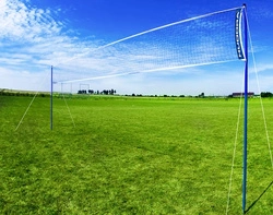 Słupki + siatka do siatkówki i badmintona Hudora (76535)