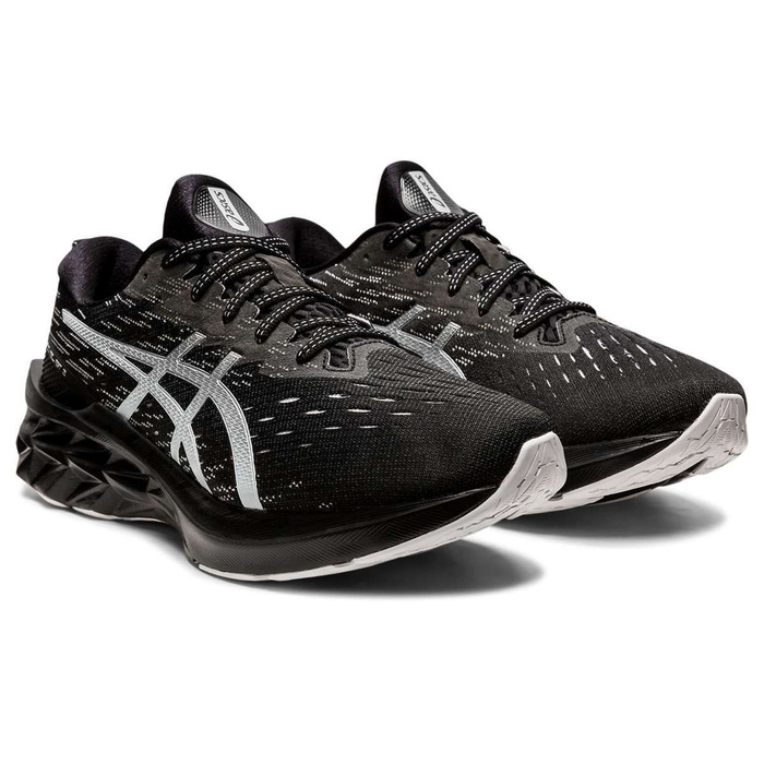 asics novablast cena